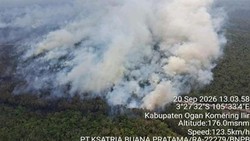 三架洒水直升机赴南苏门答腊OKI和穆阿拉埃宁扑救林火