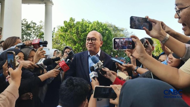 IHSG跌破5000点 Danantara称低价股带来长期投资机会